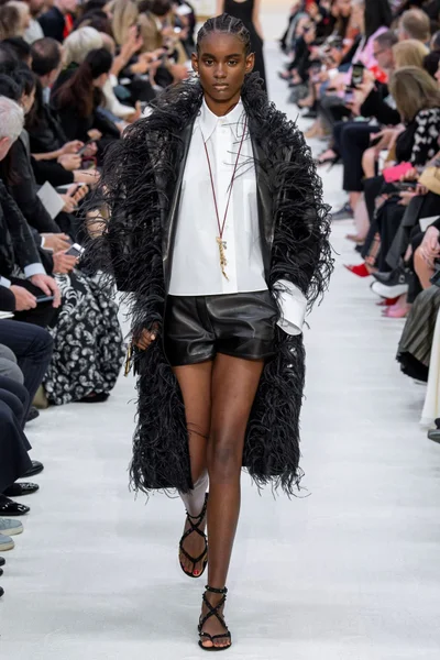 Look 52